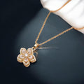 Rinestone Flower Pendant Necklace