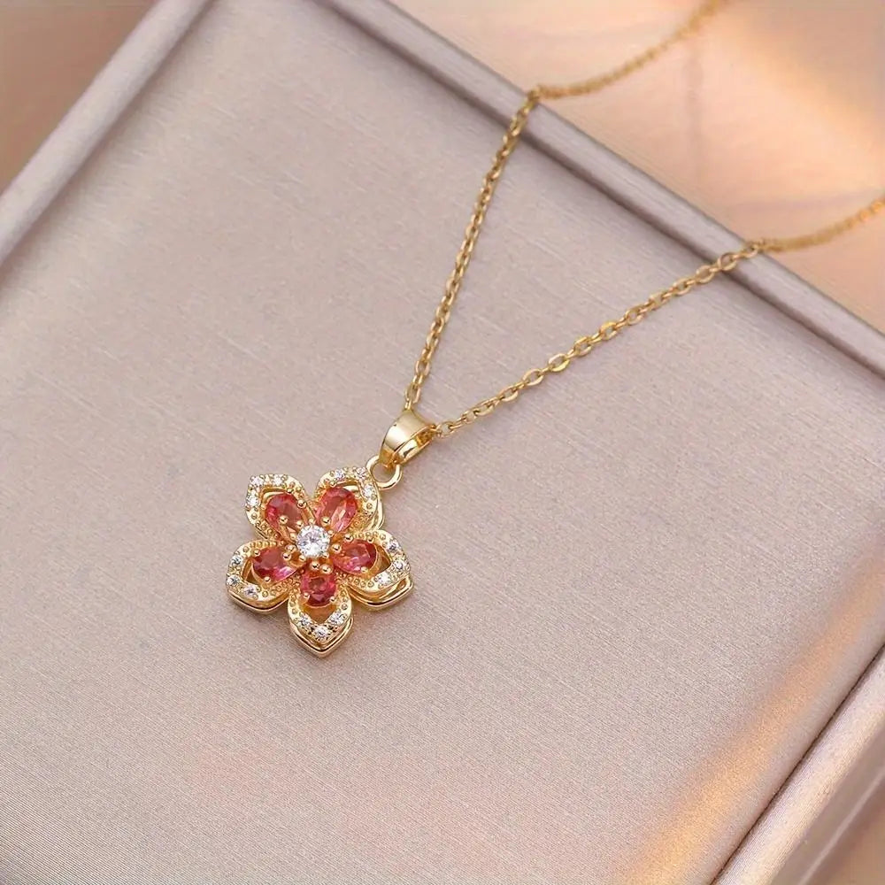 Rinestone Flower Pendant Necklace